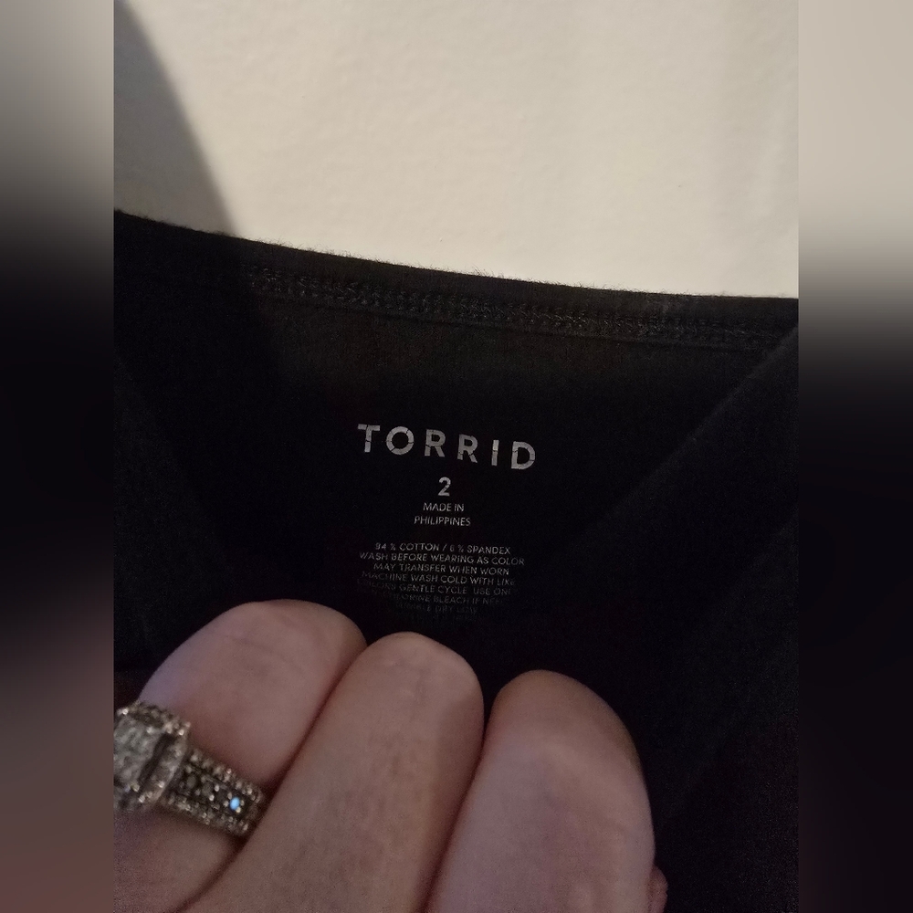 Torrid Foxy Tunic Cami - Picture 5 of 9